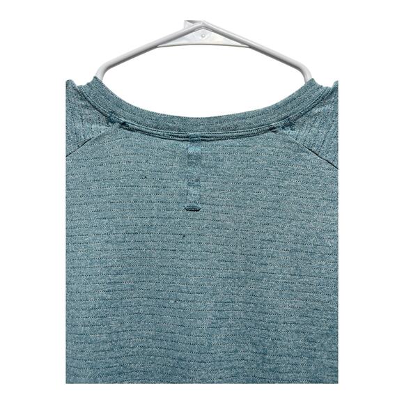 Lululemon Men’s Blue Short Sleeve Tech Shirt Size M/L Excellent Condition - Picture 6 of 8